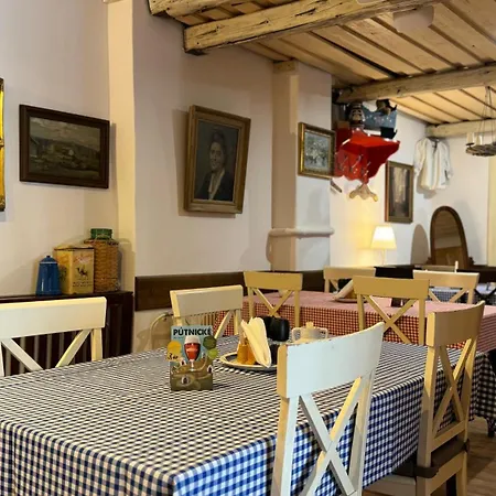 Regia Casa de hóspedes Košice
